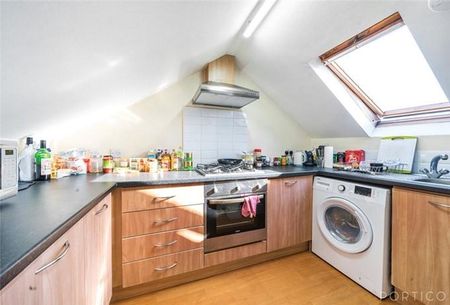 1 bedroom flat to rent - Photo 2