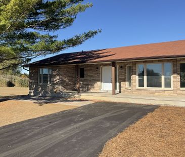 For Lease - 124 Squire Drive Unit# A, Ajax, Ontario - Photo 6