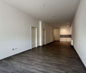 BARRIEREFREIE GROSSZÜGIGE ERDGESCHOSS-ZWEI-ZIMMER-WOHNUNG MIT ZWEI ... - Foto 1