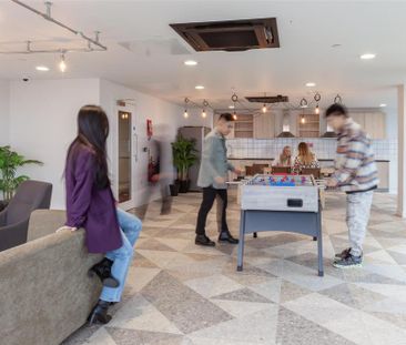 1 bedroom in a flat share to rent - Photo 1