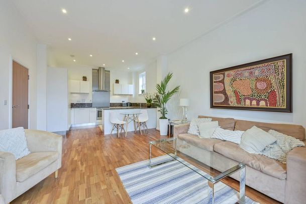 2 bedroom flat to rent - Photo 1