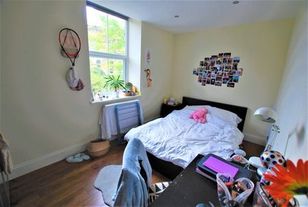 185 Whitham Road, Broomhill - Photo 2