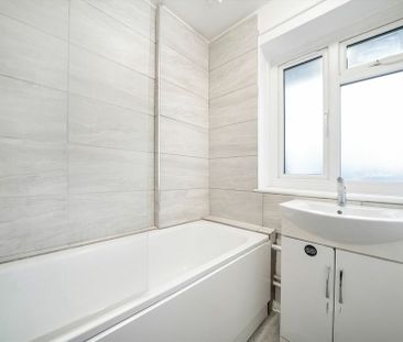 Newington Green Road - Photo 2