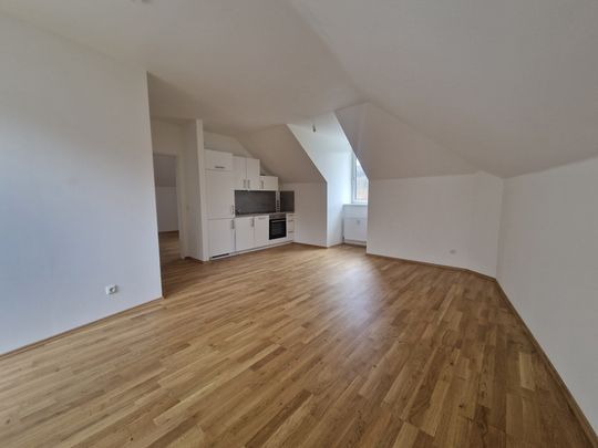 Generalsanierte Wohnung im ehem. Hotel Victoria - Photo 1