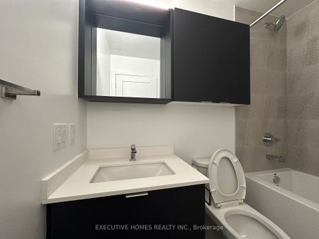 For Lease - 5105 Hurontario Street Unit# 2510, Mississauga, Ontario - Photo 4
