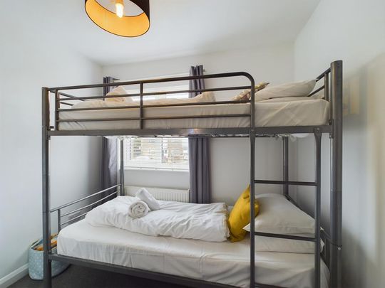 3 bedroom terraced house to rent - Photo 1