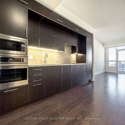 Yonge St. / Sheppard Ave. East Beautiful 2Bdrm Spacious Designer Kitc - Photo 4