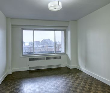 3555 Cote-des-Neiges Road - Photo 6