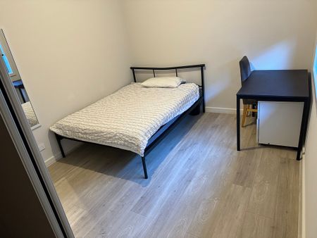 4-bedroom shared house / townhouse, Wilpena Ave - Photo 3