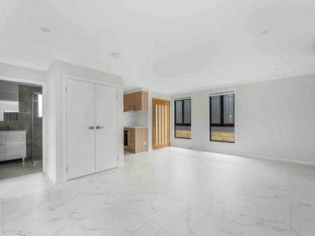 150c Hill Road Lurnea - Photo 2