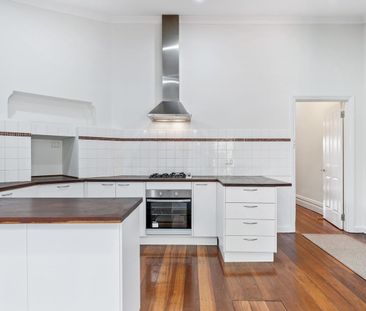 Character and Class - Photo 5