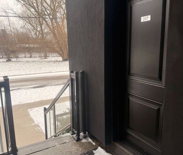 For Lease - 7277 Wilson Crescent Unit# 207, Niagara Falls, Ontario - Photo 1