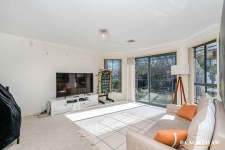 Welcome to 30 Ebeling Court! - Photo 3