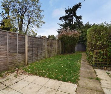 Audley Firs, Hersham, WALTON-ON-THAMES, KT12 - Photo 4