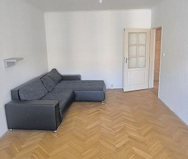 Pronájem bytu 2+1 68 m² - Fotografie 1