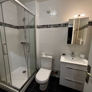 Location Appartement 1 pièce 22m² COURBEVOIE 92400 - Photo 2