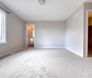 For Lease - 868 Andesite Terrace, Barrhaven, Ontario - Photo 2