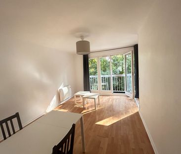 Location Appartement 2 pièces 41m² - Photo 2