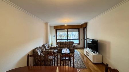 Piso de alquiler en Avenida Martinez Garrido, Casablanca - Calvario - Foto 2