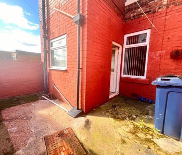 2 bedroom terraced house to rent - Photo 6