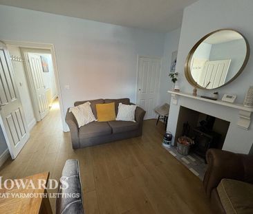 3 bedroom end of terrace house to rent - Photo 3