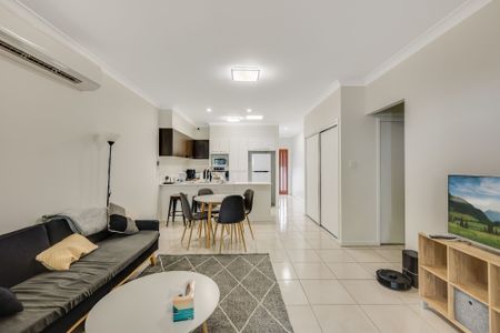 2/44 Wallace Street - Photo 2