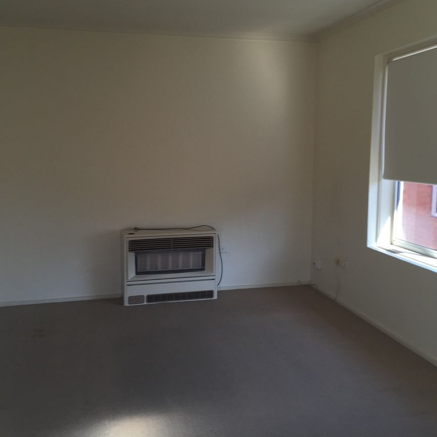 Conveniently Located Apartment in the Heart of Blackburn - Photo 1