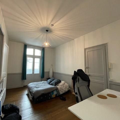 Location Appartement 1 pièce 40m² LILLE 59000 - Photo 1