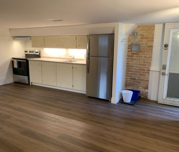 For Lease - 28 Arthur Street Unit# D, Guelph, Ontario - Photo 2