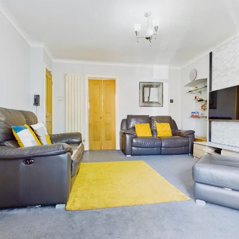 3 bedroom terraced house to rent - Photo 1