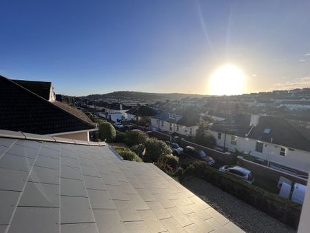 4 bedroom detached house to rent - Photo 5