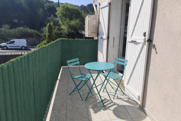Location Appartement 1 pièce 24m² SIX FOURS LES PLAGES 83140 - Photo 1
