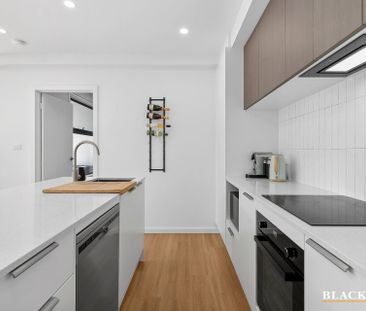 13/12 Ellison Harvie Close, Greenway ACT 2900 - Apartment For Rent ... - Photo 3