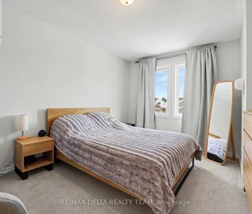 789 MAYFLY CRESCENT - Photo 4