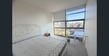 Furnished 2 Bed Ready to Move in, Stylish and Spacious with Prime location - Photo 3