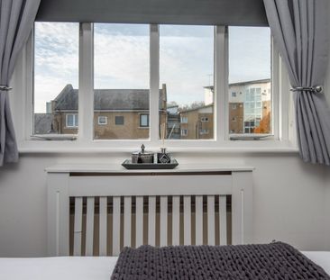 2 Bed Terraced House, Hampstead Walk, E3 - Photo 1