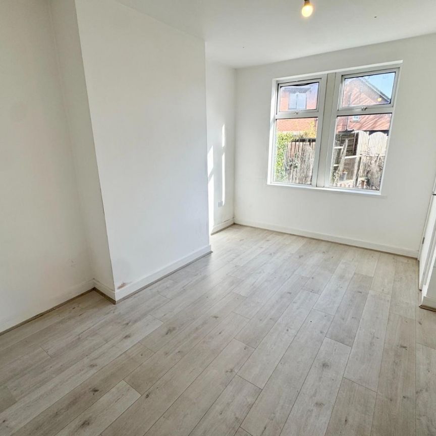 3 bedroom House To Let - Photo 1