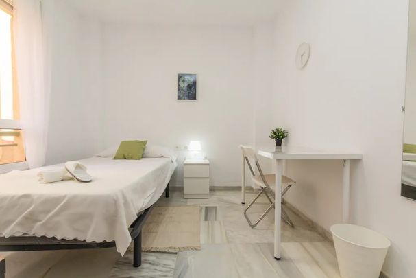 Calle Natalia, Málaga, Andalusia 29009 - Photo 1