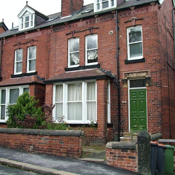 Wood Lane, Headingley - Photo 1