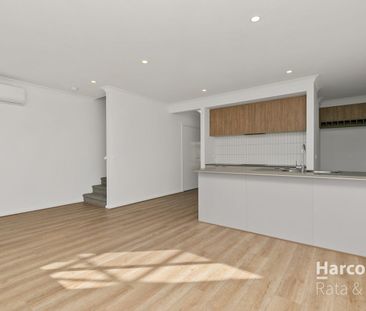 Low Maintenance Living! - Photo 1