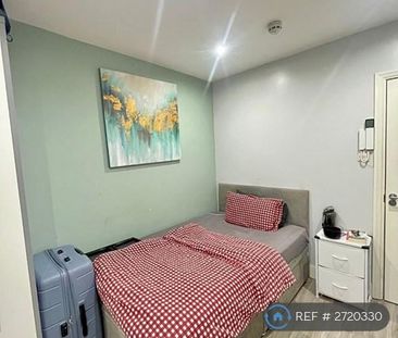 1 bedroom in a house share to rent - Photo 5