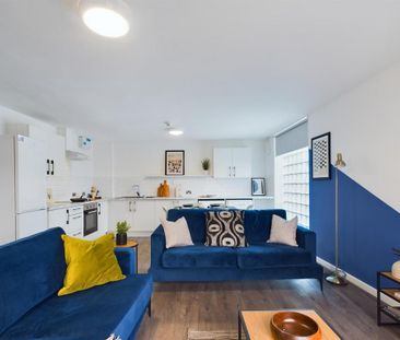 1 bedroom in a house share to rent - Photo 4