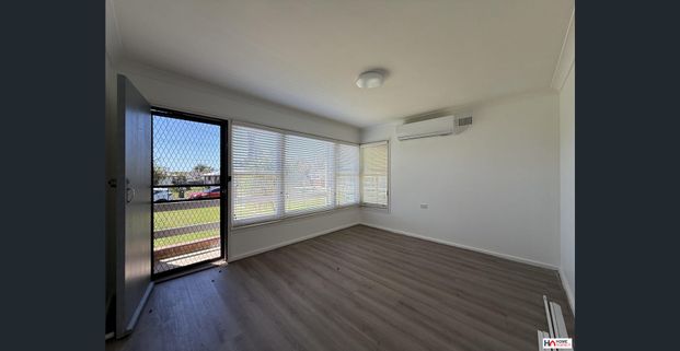 3 Bedroom Home in a Convenient Location - Photo 1