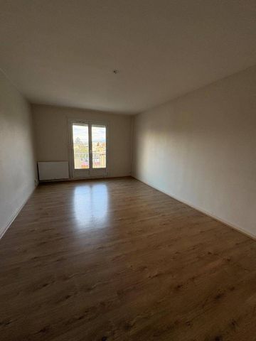 Location appartement rénové 1 pièce 35.15 m² à Romans-sur-Isère (26100) 5 - Photo 2