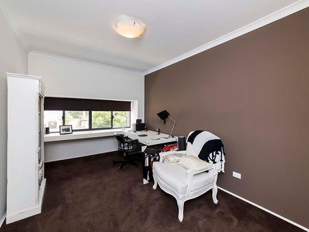23A Eastbourne Crescent, Nollamara WA 6061 - Photo 3