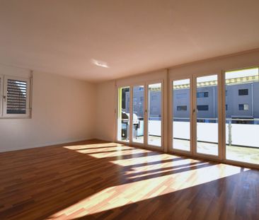 Attraktive, moderne 3.5 Zimmerwohnung in attraktiver Wohngemeinde - Photo 1
