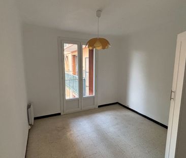 Location Appartement 3 pièces 54m² AVIGNON 84000 - Photo 4