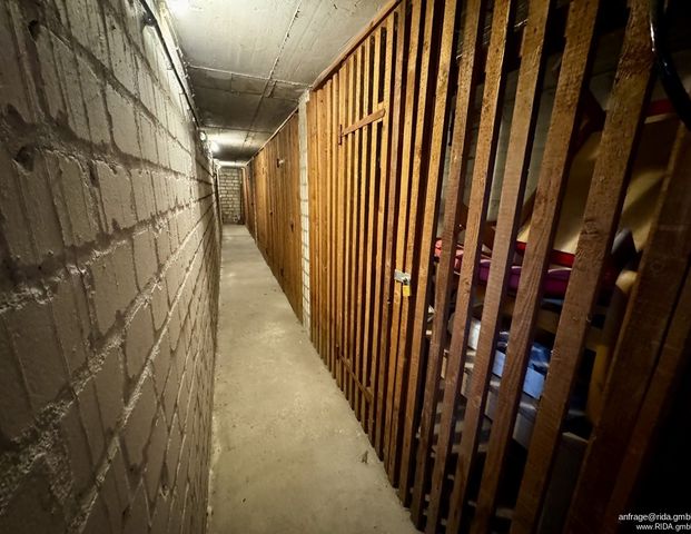RIDA RESIDENTIAL - Ankommen & Wohlfühlen – Stilvolle Etagenwohnung mit Balkon in ruhiger Lage - Photo 1