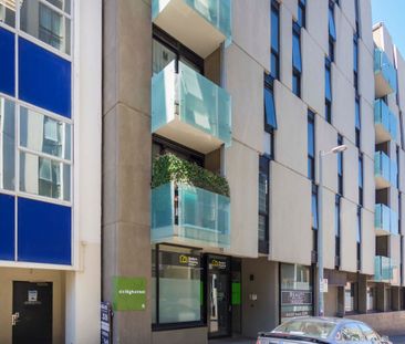 Furnished Stylish Studio Apartment -STUDENTS ONLY - Photo 6