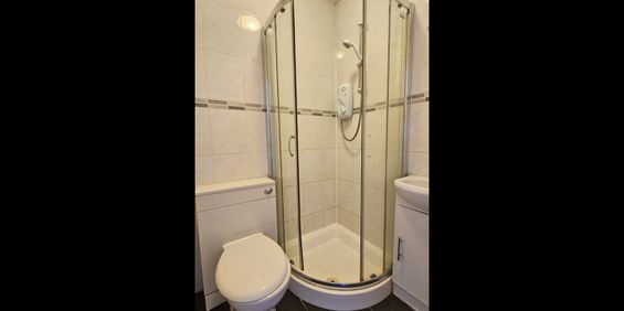 Studio Flat, Garth Road, NW2 - Photo 3